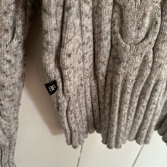 Banana Republic Cable Sweater women large - Picture 4 of 4